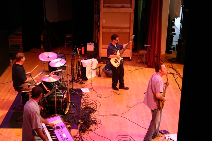 Click for original image 1625k 2048x1360